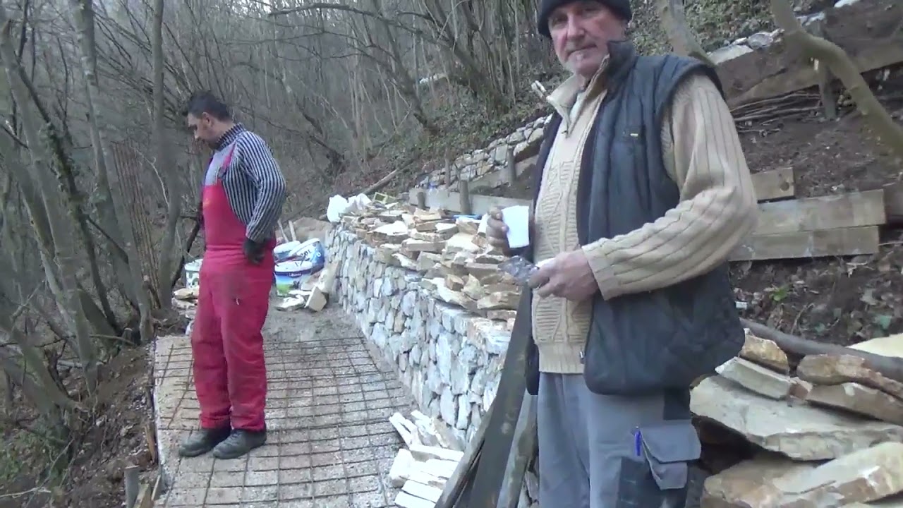 Kuslat - gradnja puta do džamije na stijeni
