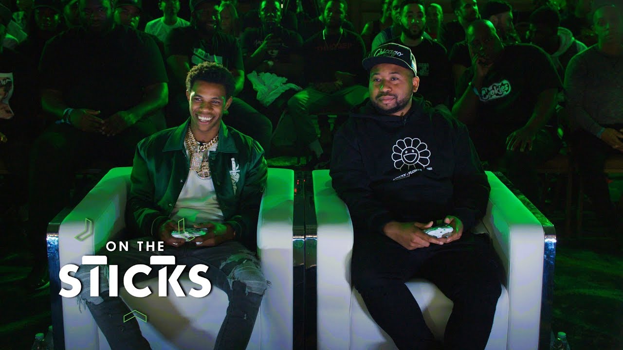 A Boogie and DJ Akademiks Face Off in NBA 2K19 at ComplexCon | On The Sticks