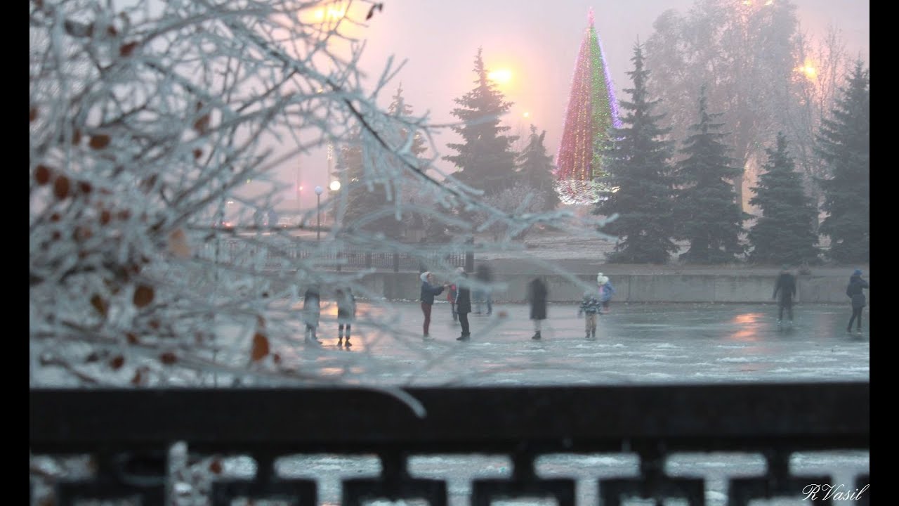 Алчевск зажигает новогодние огни 2021