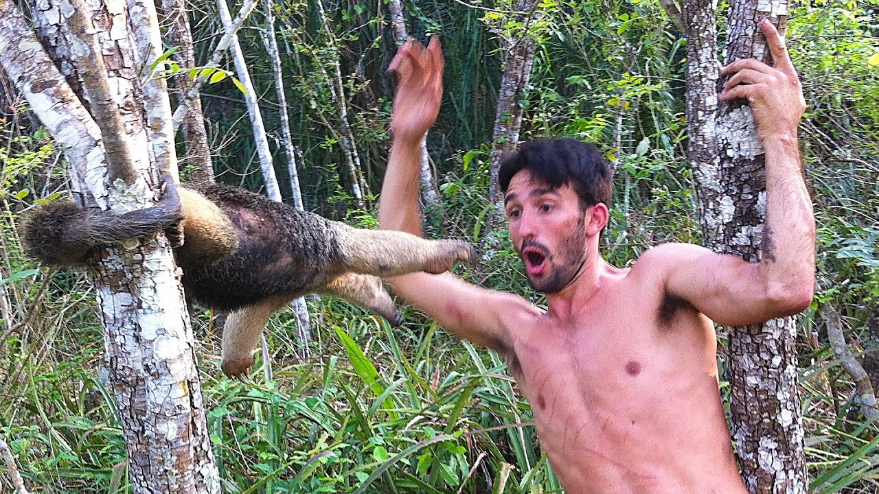 Bizarre Animals Caught Barehanded