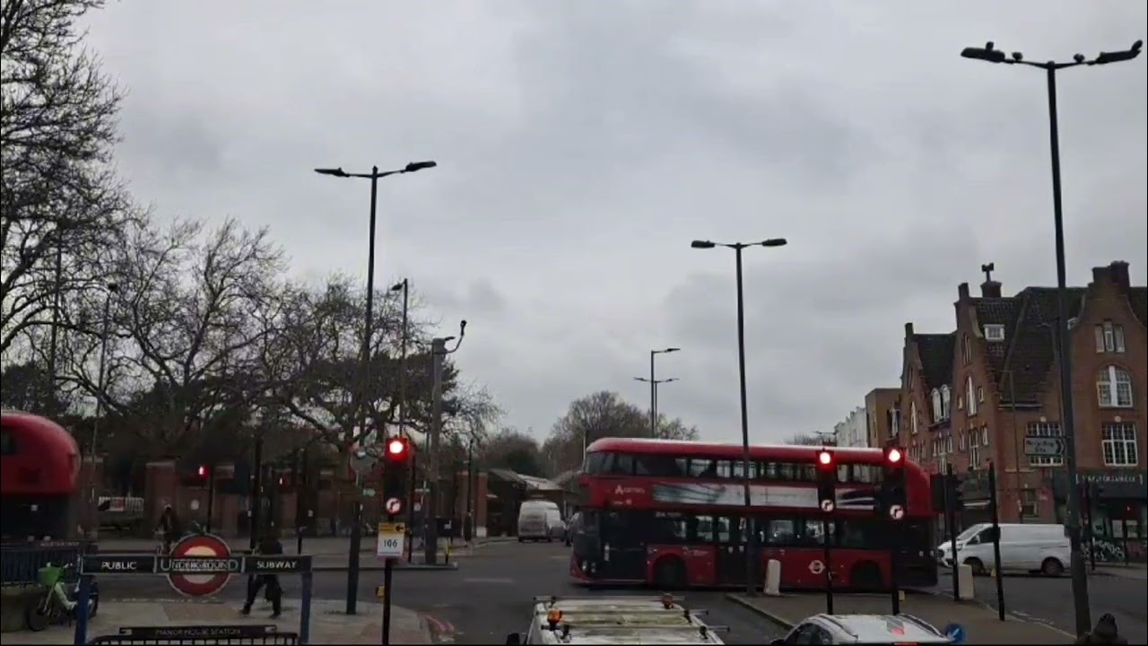 Let's See what's  Going On 341&141 Bus Route  From Newington Green  To  Turnpike Lane