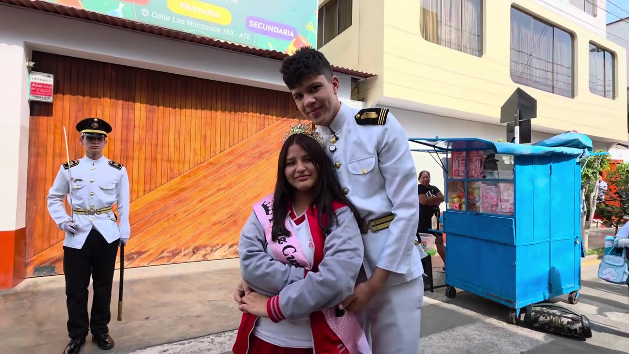 Sorpresa de cumpleaños para medaly en su colegio el paraiso en ate vitarte