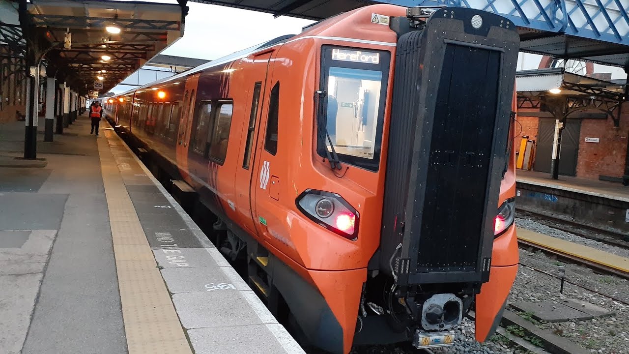 Full Journey on West Midlands Railway from University (Birmingham) to Worcester Shrub Hill 