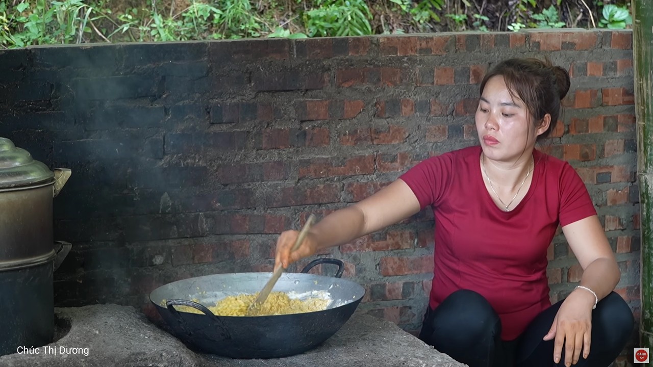 Ibu dan Cinta Tanpa Batas: Menangkap Ikan Besar untuk Dijual dan Memasak Menu Favorit Keluarga