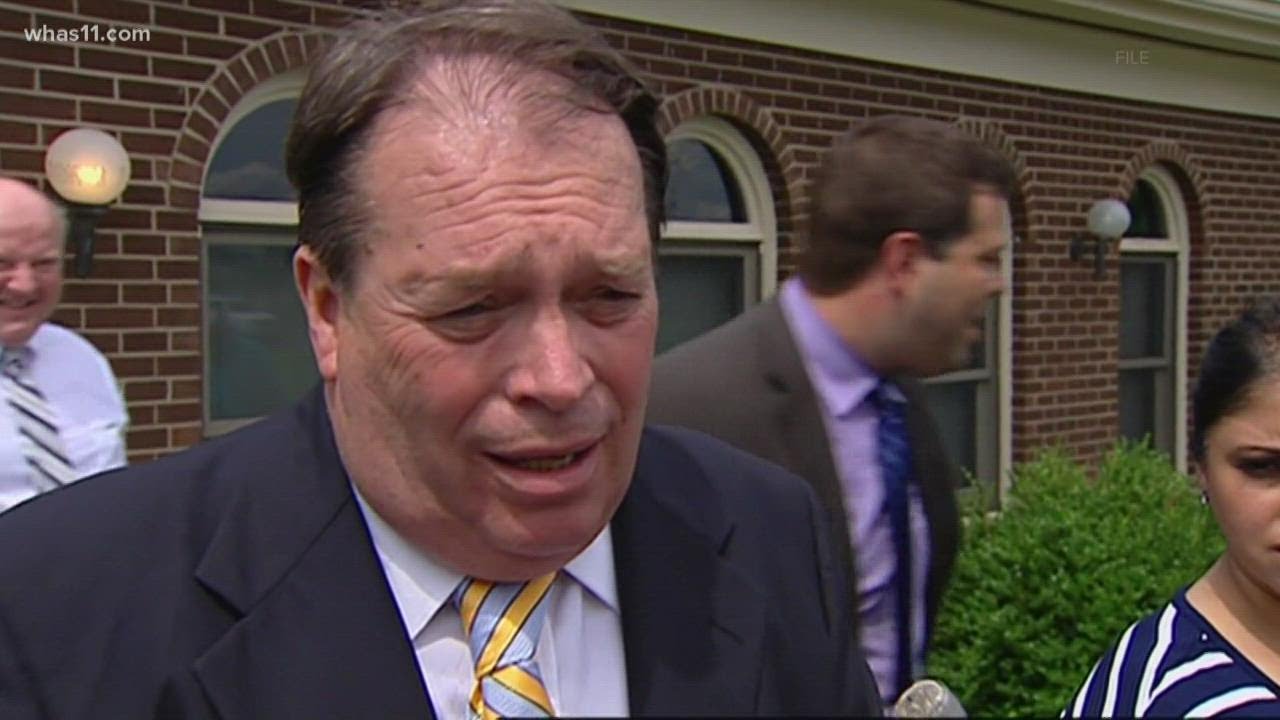 Former Democratic Party Chair Jerry Lundergan reports to federal prison in Kentucky