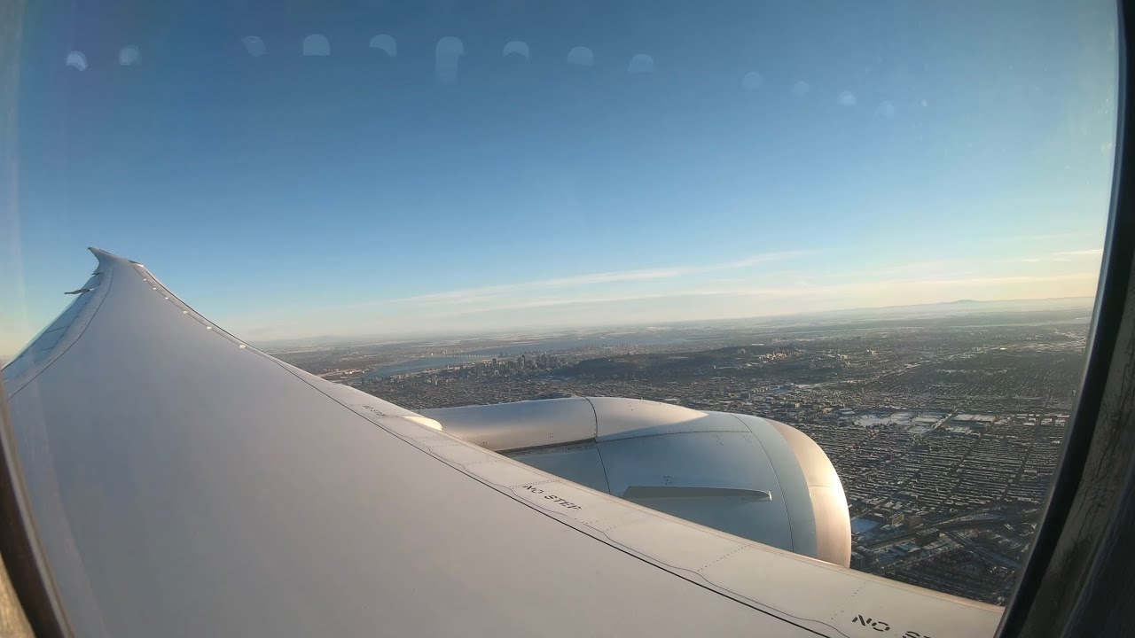Air Canada 787-9 Landing in Montreal from Toronto YYZ | AC414
