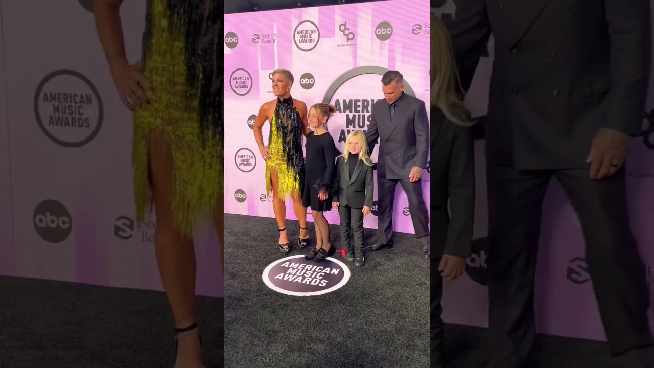 It’s a family affair for P!NK at the 