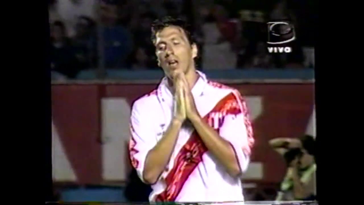 Peru vs Chile 3-1 Eliminatorias Corea/Japon 2002