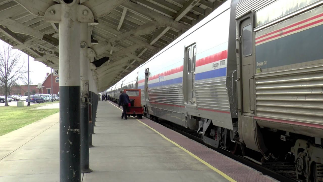 Amtrak new baggage car