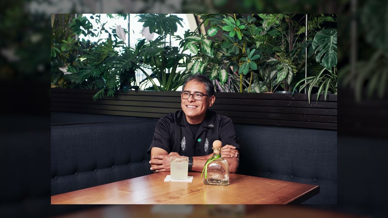 How Julio Bermejo invented the Tommy's Margarita cocktail: S4E8