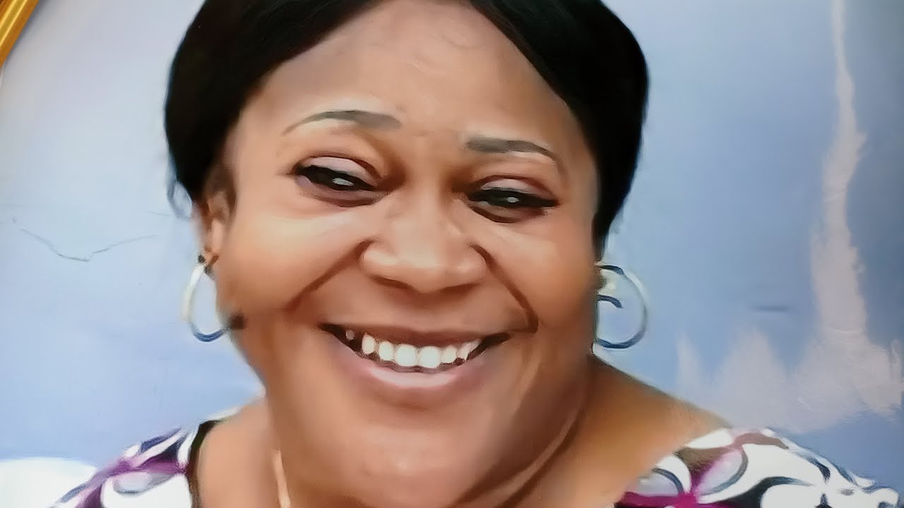 Enterrement De MAMAN ANNA EYALO numéro cameraman+243976386633 Mr Yan