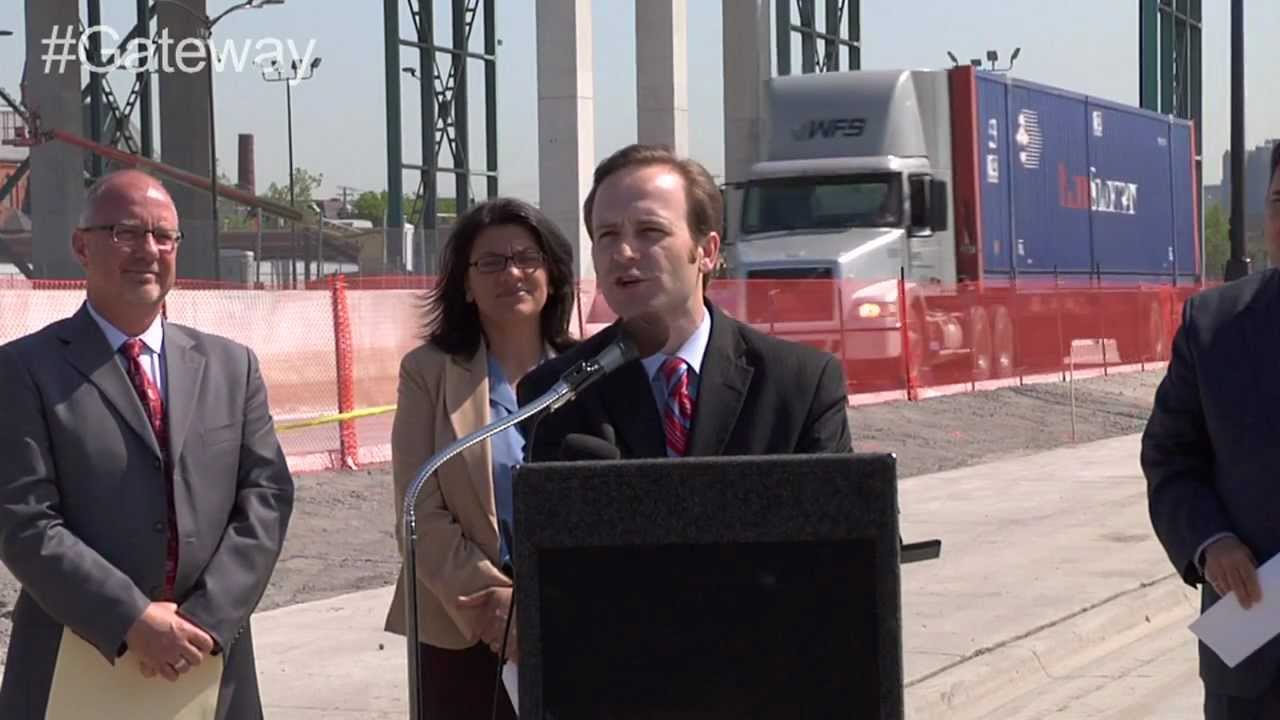 Gateway truck road officially opens, ahead of schedule