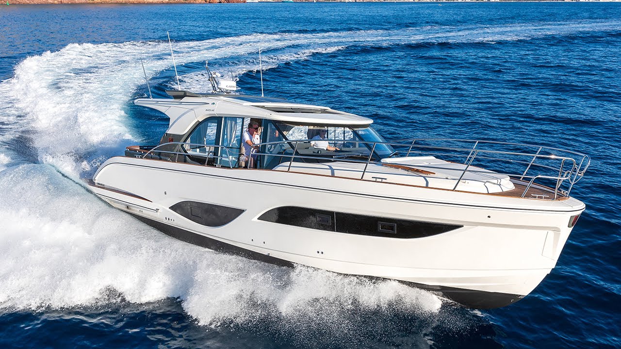 Marex 440 | Gourmet Cruiser