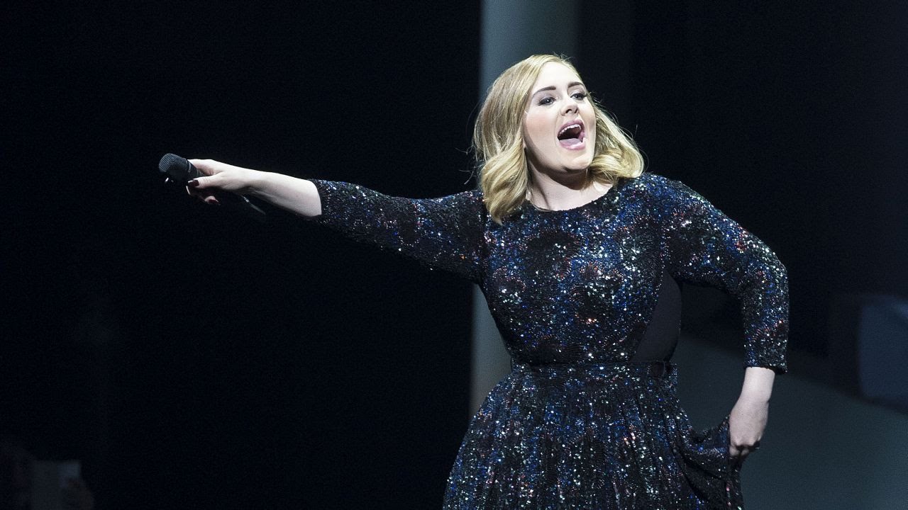 Watch Adele Hilariously Freak Out After a Bat Crashes Her Concert