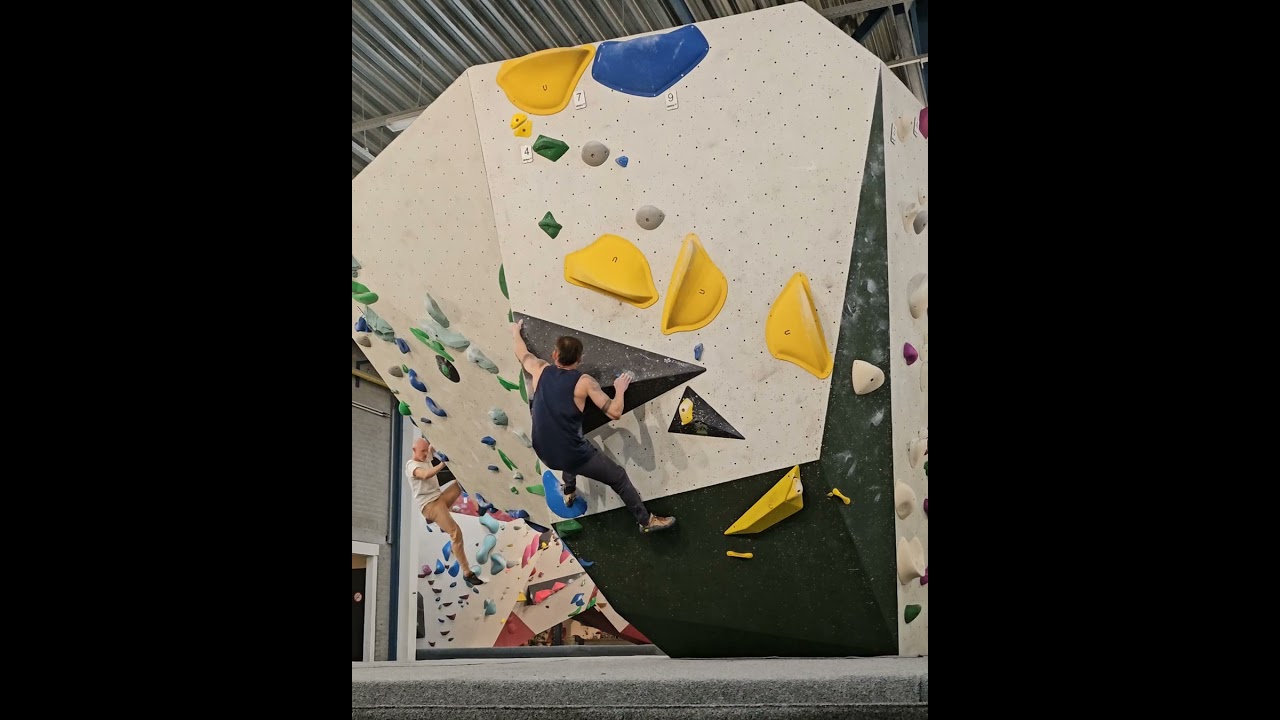 eddy.oduber bouldering @ boulderhal de Campus