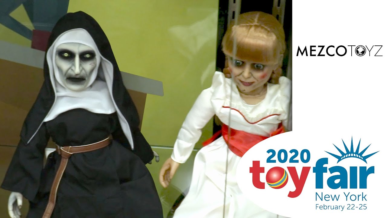 Mezco Toyz Gomez, LDD Presents & 2020 Product Guide (Toy Fair 2020)