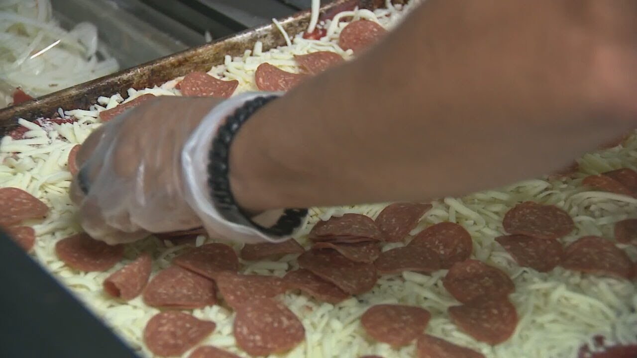 Viral food critic Keith Lee awards metro Atlanta pizzeria $50,000 for community engagement