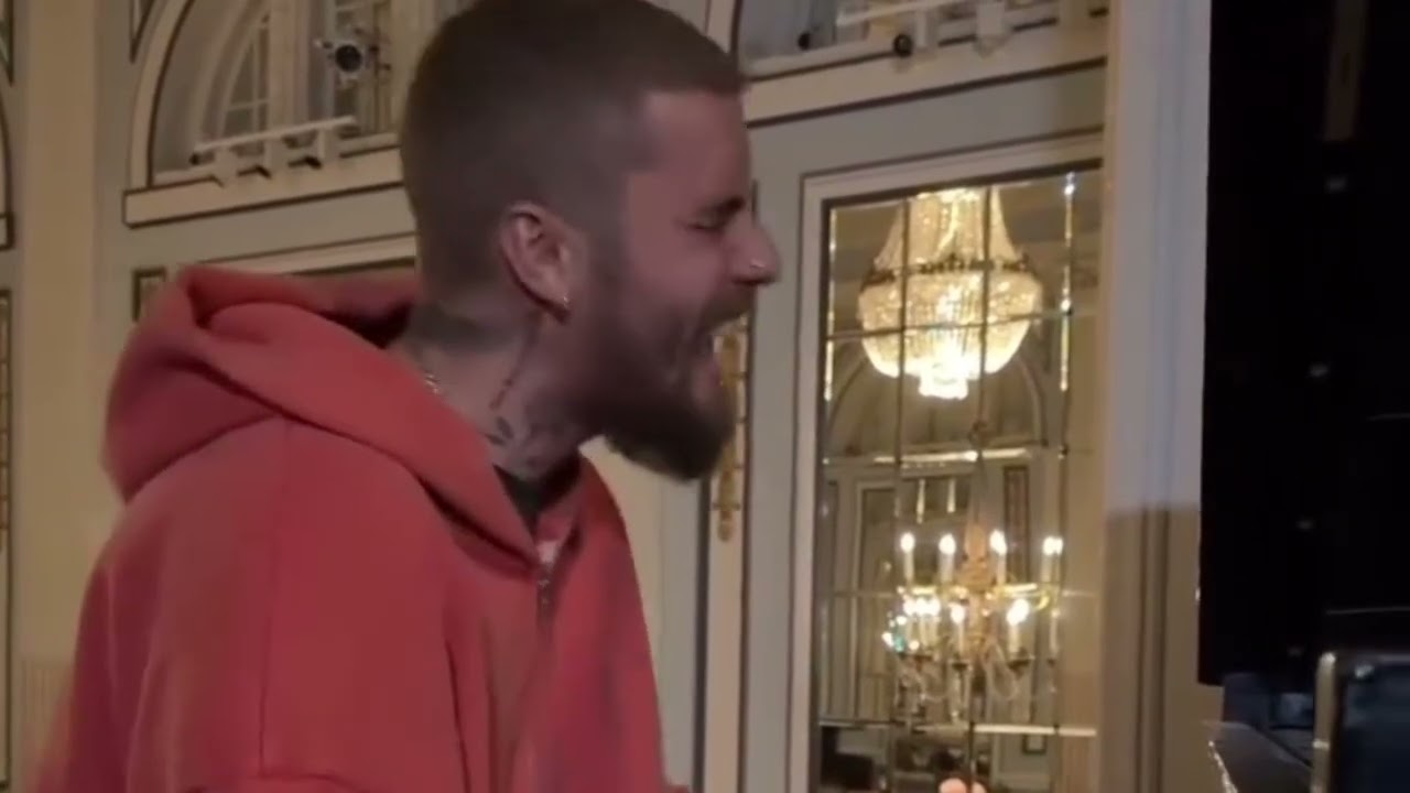 Justin Bieber - Walking away (Live Piano version)