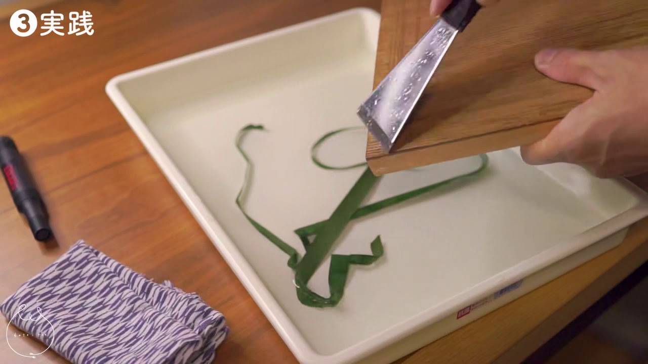 簡単に気持ち良く水張りテープをはがすコツ【水彩技法の豆知識・手際良い仕事・中〜上級者向けテクニック・tips】