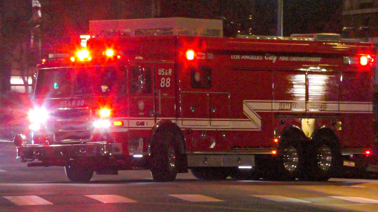 LAFD USAR 88 & Rescue 35 Responding