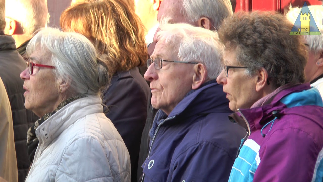 dodenherdenking Hattem 4 mei 2019   marktplein
