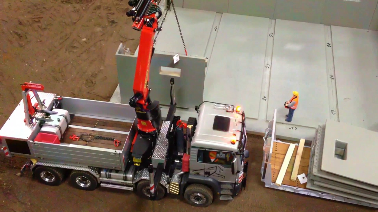 Amazing RC Truck Building a house with rc truck ScaleART MAN Palfinger crane