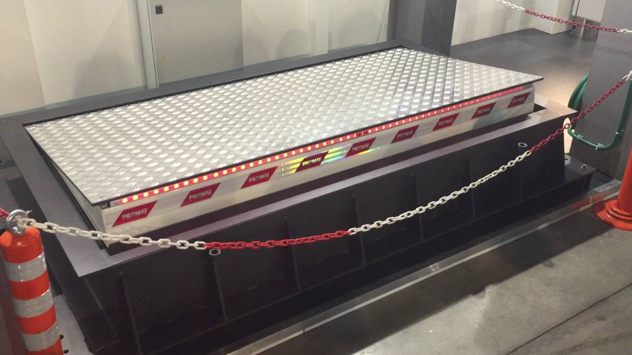 PILOMAT RB500 Road Blocker