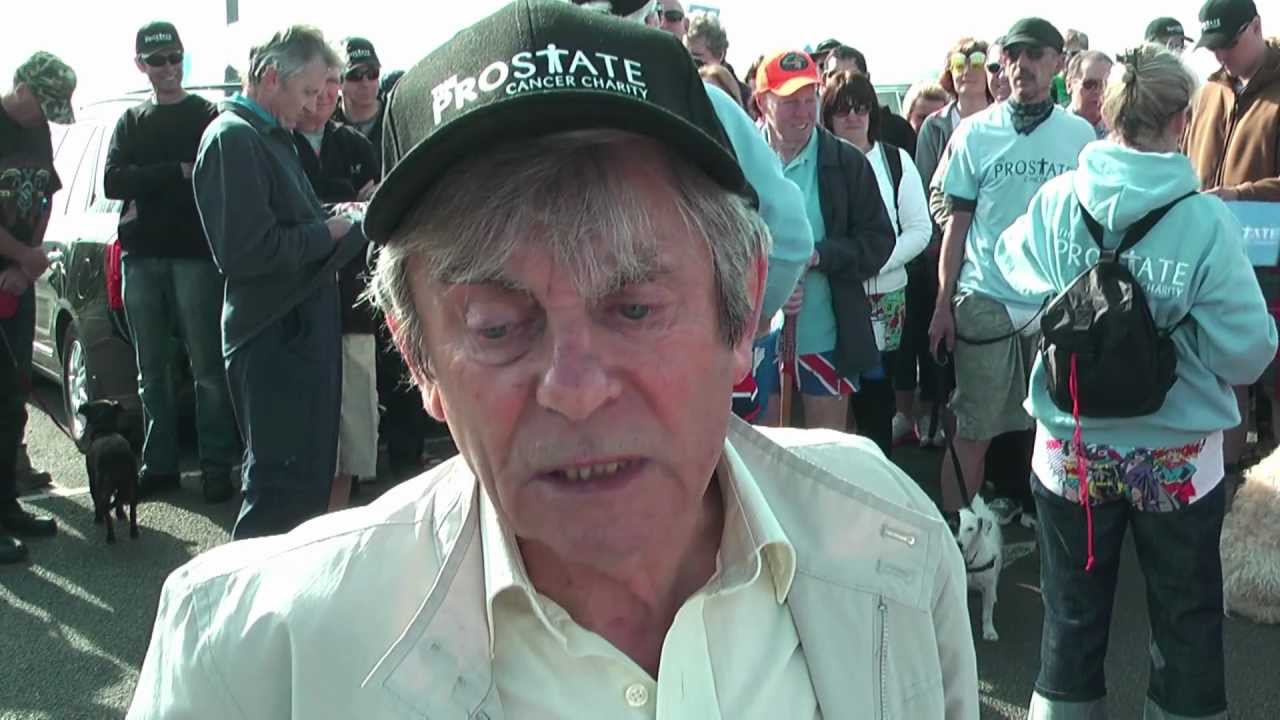 Melvyn Hayes supports IW Prostate Cancer walk