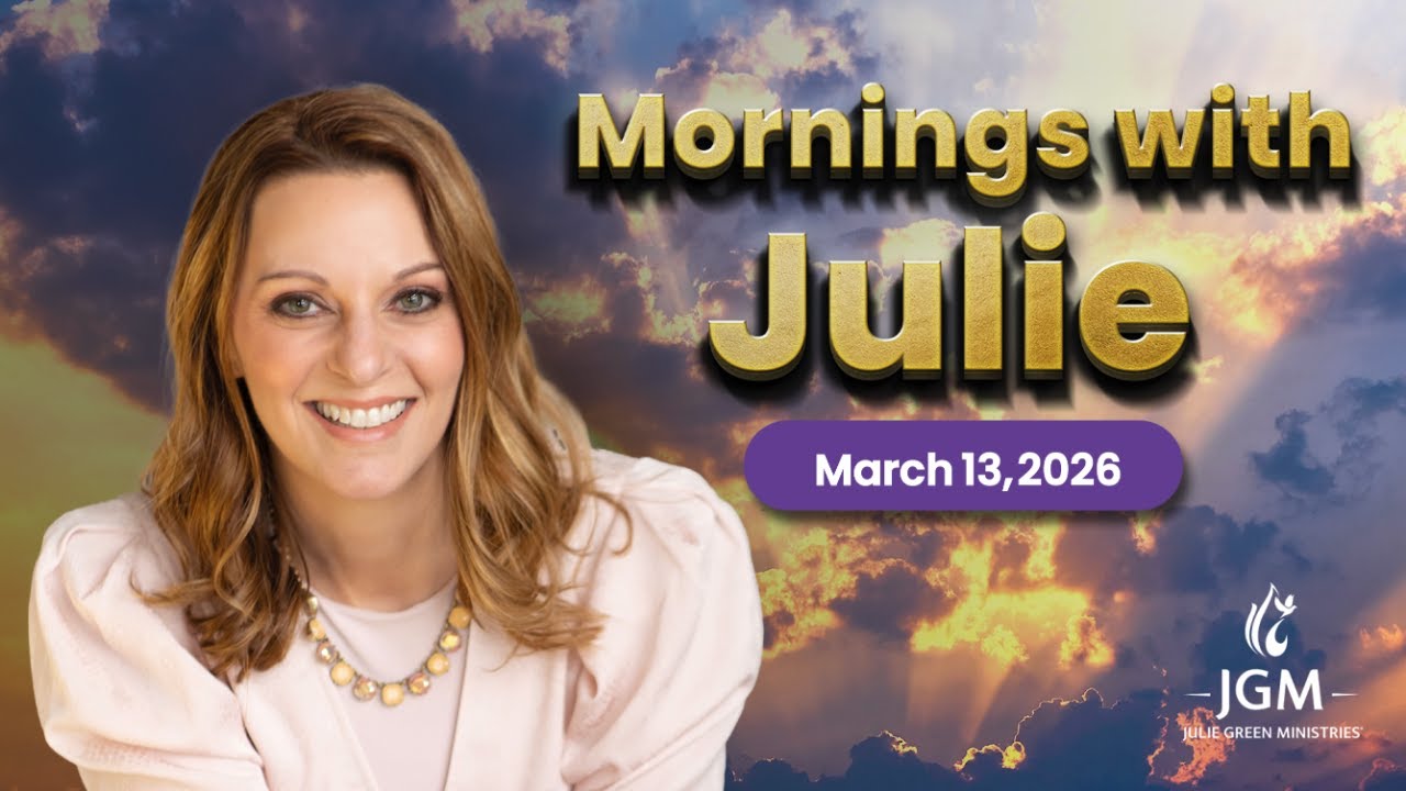 LIVE WITH JULIE