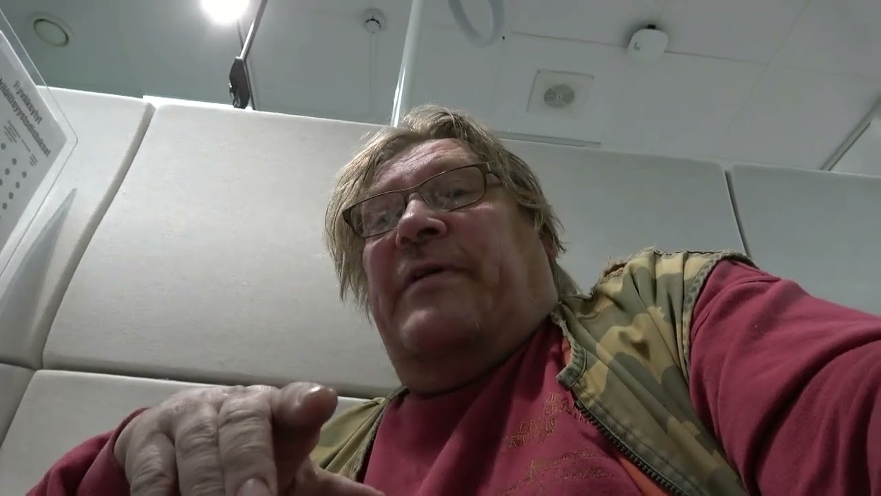 03 JULKINEN VIDEOVIESTI S PANKILLE