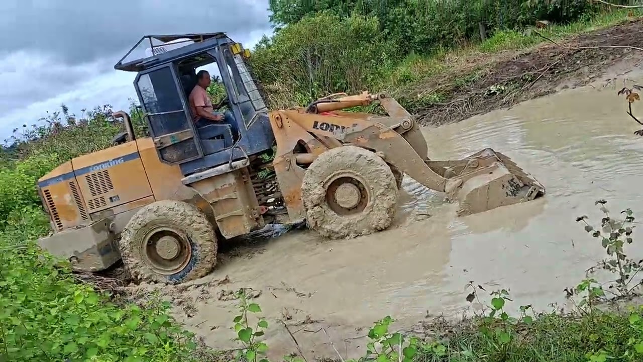 2 carregadeira pra puxar 1.