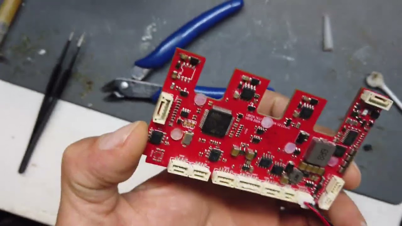 Ubox 85250 V2. Water damage. Repair.