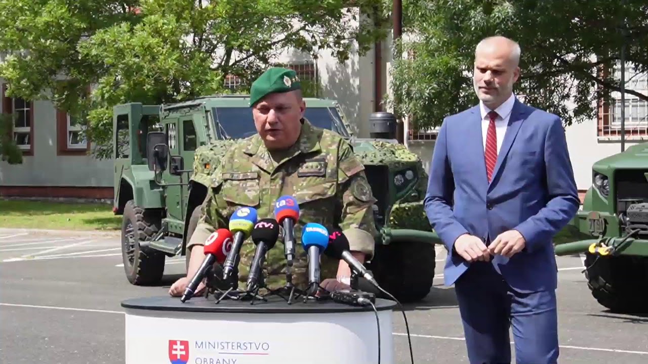 Predstavenie vozidiel JLTV 4x4 Osh Kosh a vyhlásenie ministra obrany obrany SR