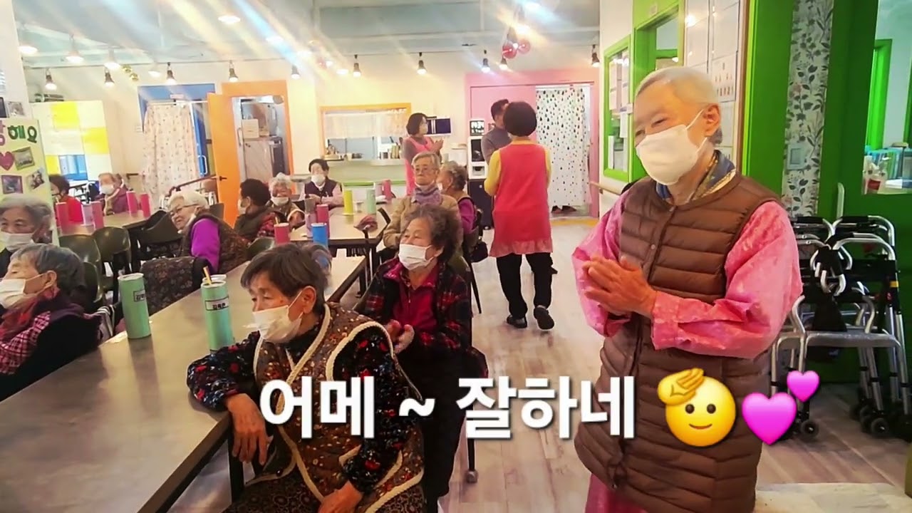 쏭쏭TV 🫡💕 살다보니 / 어머니 노래짱 최고 🫡💕 상주가요강사협회봉사 🫡🫡💕