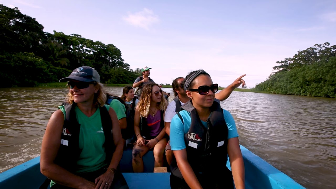 Discover Pacuare Reserve: boat on the canals