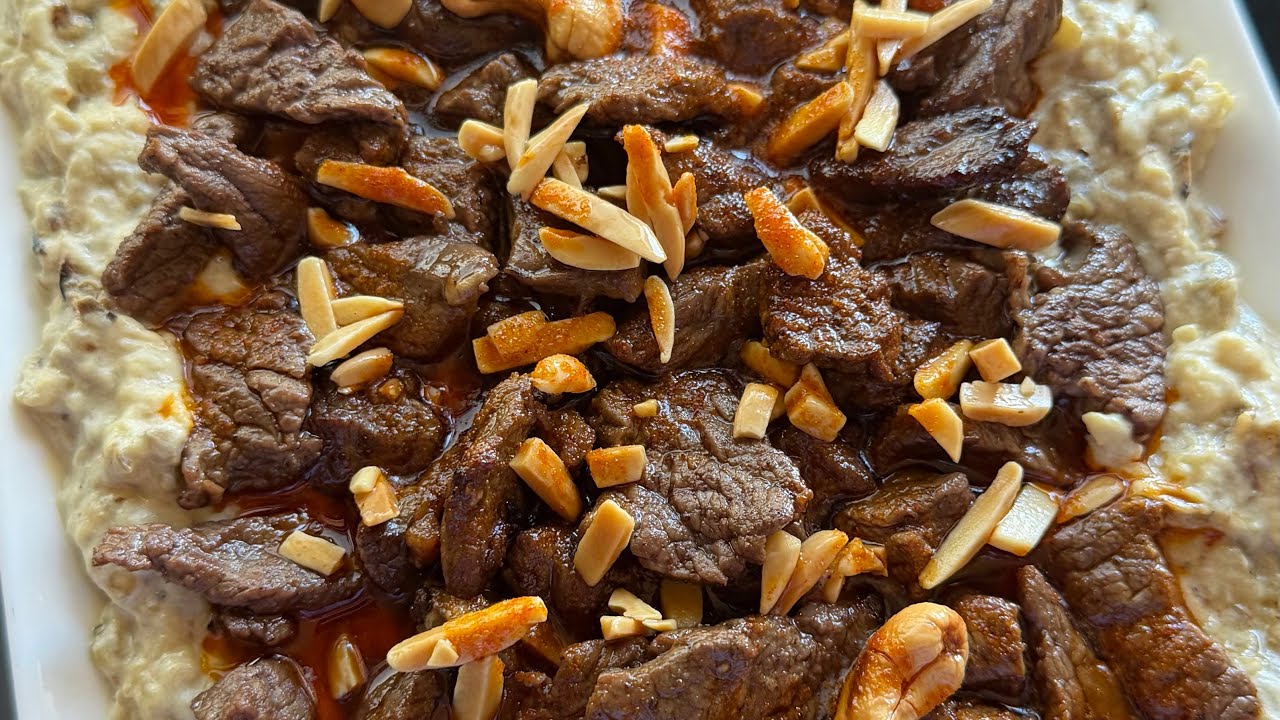علي نازك