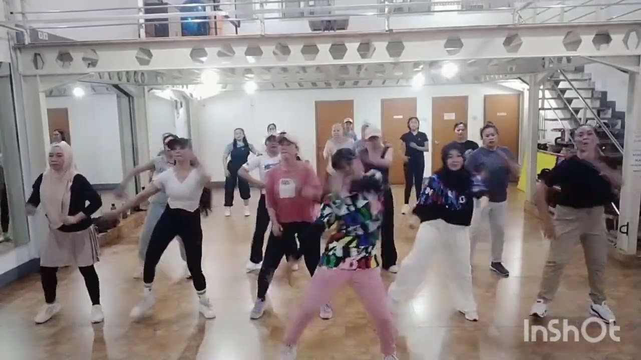 Insomnia / Craig David/ Zumba / Dance / Regina Primananda