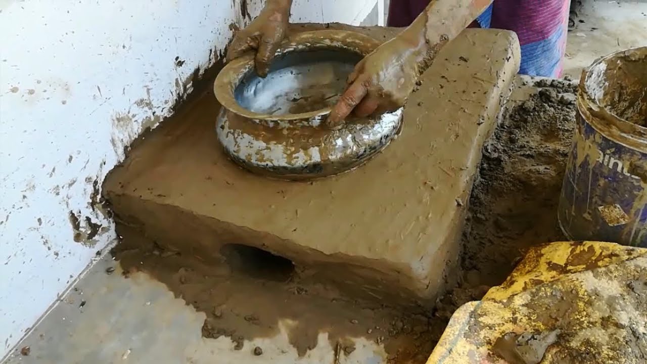 Making of Earthen Oven with Chimney/ Smokeless Chulha, India