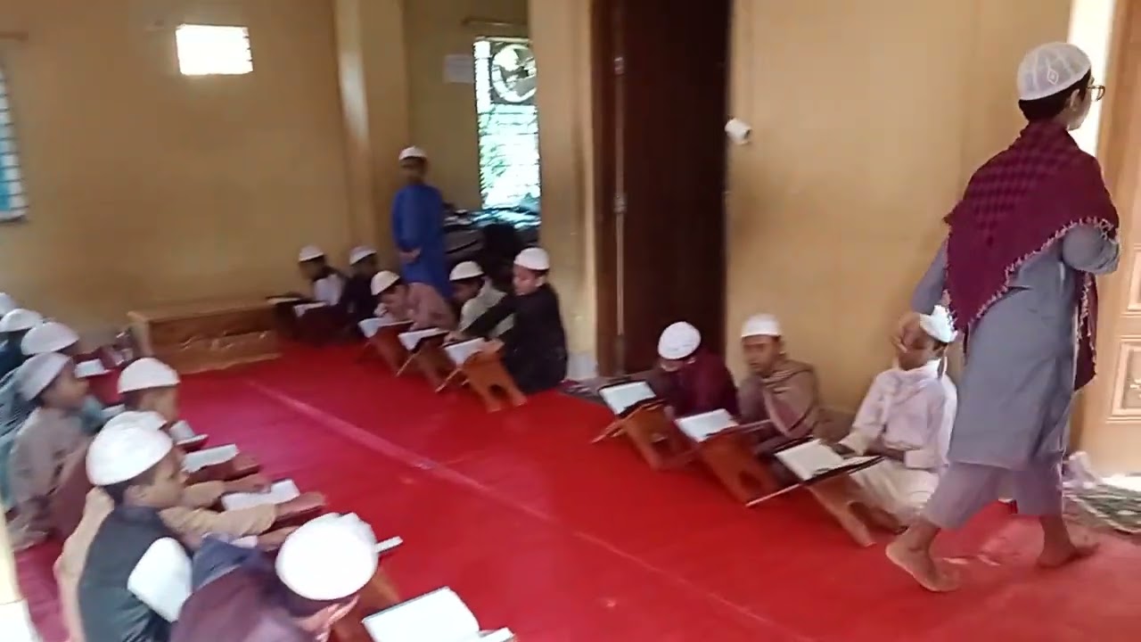 জামালুল কুরআন মাদ্রাসা,সাতপাই,নেত্রকোনা। মোবাশ্বির পড়া শুরু করার পূর্ব মুহুর্ত।। ২২-১১-২৪