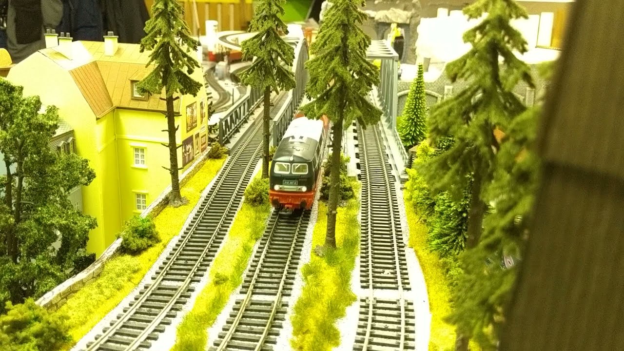 Modelleisenbahn H0 , BR 218 AW Cottbus Piko/Märklin,Piko 57401, allen Zusehern Frohe Weihnachten🎄🎅🎄