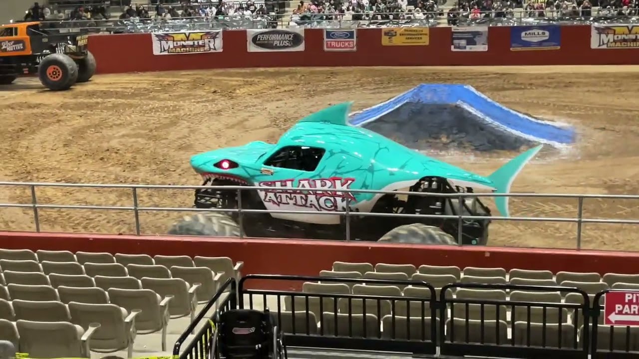 Monster truck wars 01/10/26 at Dallas tx part 2