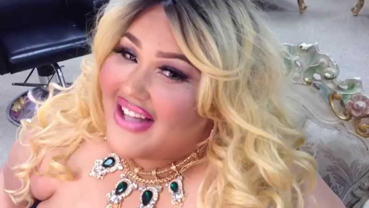 TreeTvRadio interviews”Super Size Salon” owner Jamie Lopez Of Babydoll Beauty Couture