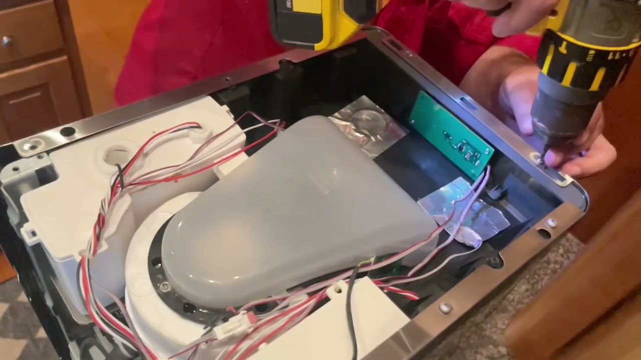 Clean dirty coils on a GE Profile Opal Ice Maker - OPAL01GENKT