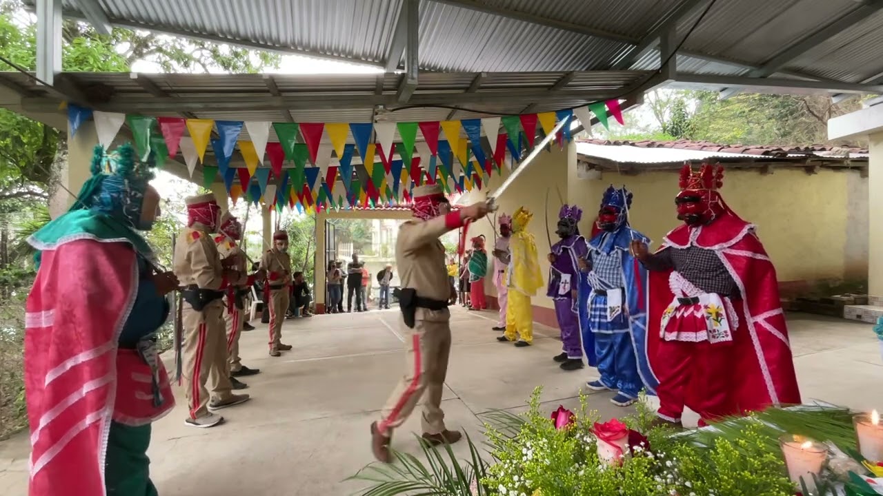 Baile de los moros (Día de la Santa Cruz) Granados BV Casa de Doña Liliana Rosales 2022