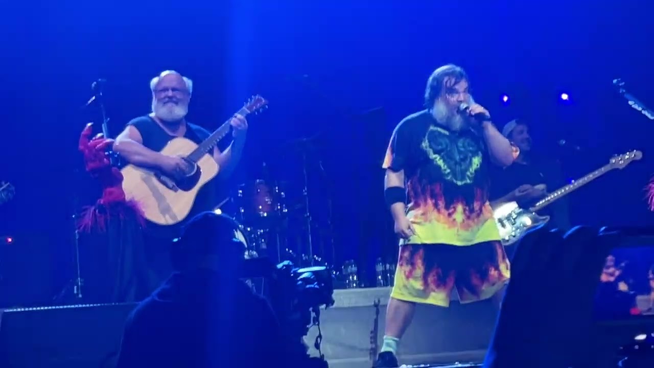 Tenacious D Live at the O2 16.06.23 - F*ck her gently