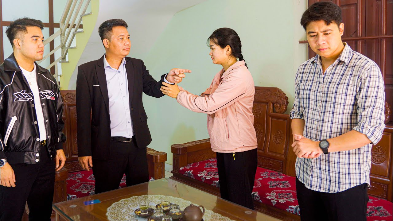 CEO Jack was surprised when his father returned to the country and interfered in Tu Tien's wedding