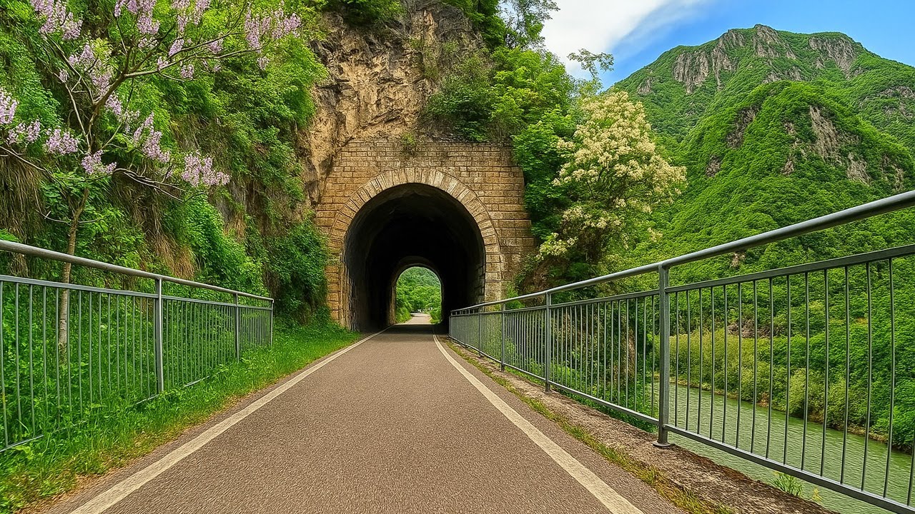 Cycling Through the Heart of South Tyrol 🇮🇹 | Brixen to Bozen via Eisackradweg | 4K Bike Tour