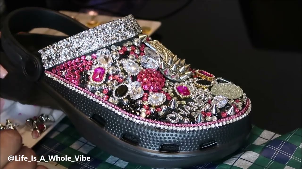 DIY RHINESTONE BLING CROCS - FULLY DETAILED