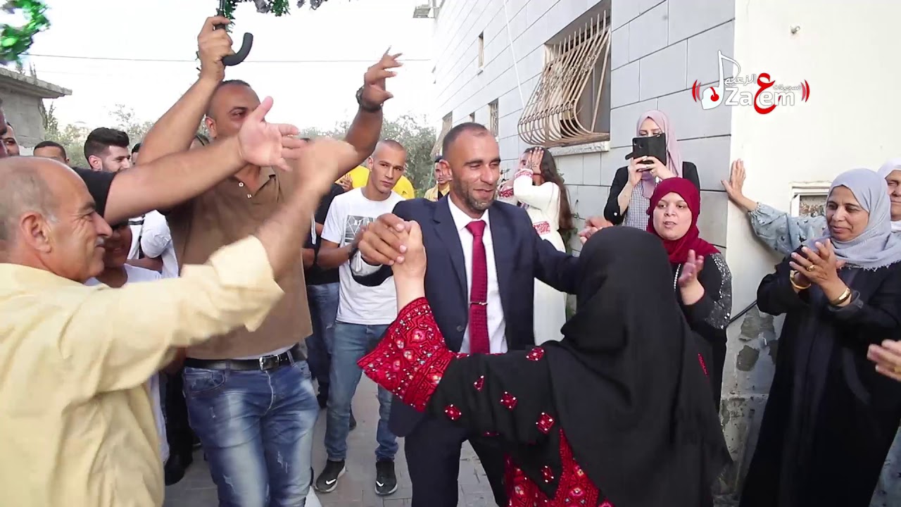 الفنان بهاء الجلاد - طالع من الحمام وبيدو شمسية - حمام العريس محمود درويش | تسجيلات الزعيم