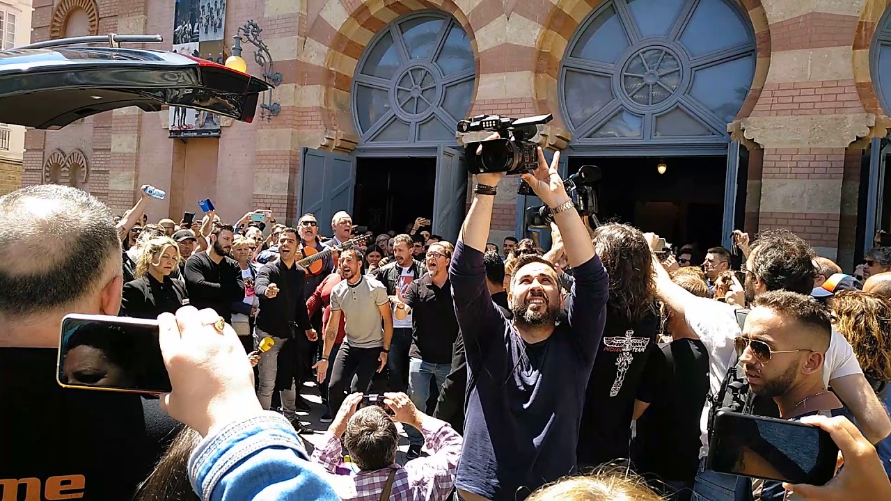 Despedida a Juan Carlos Aragón de su comparsa